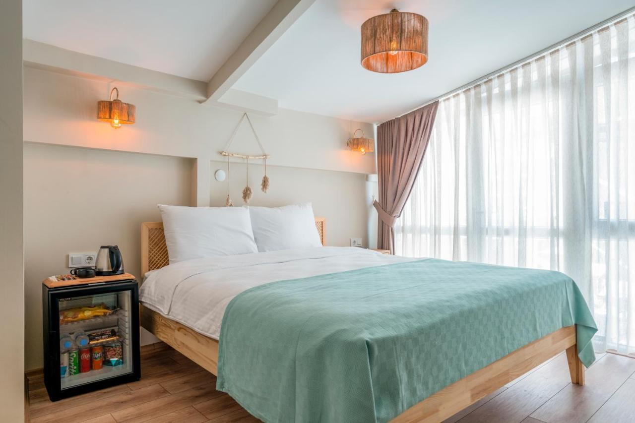 Aya Butik Otel Адалар Экстерьер фото