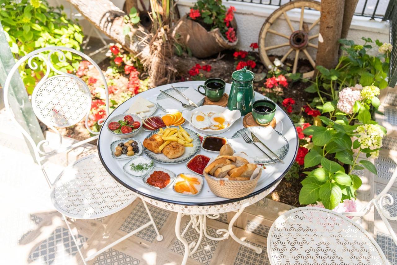 Aya Butik Otel Адалар Экстерьер фото