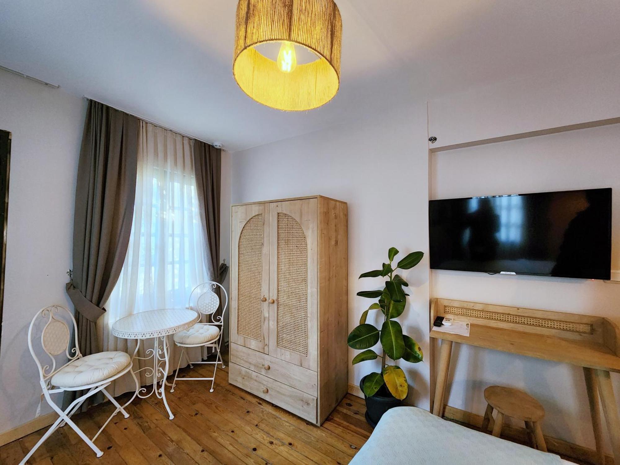 Aya Butik Otel Адалар Экстерьер фото