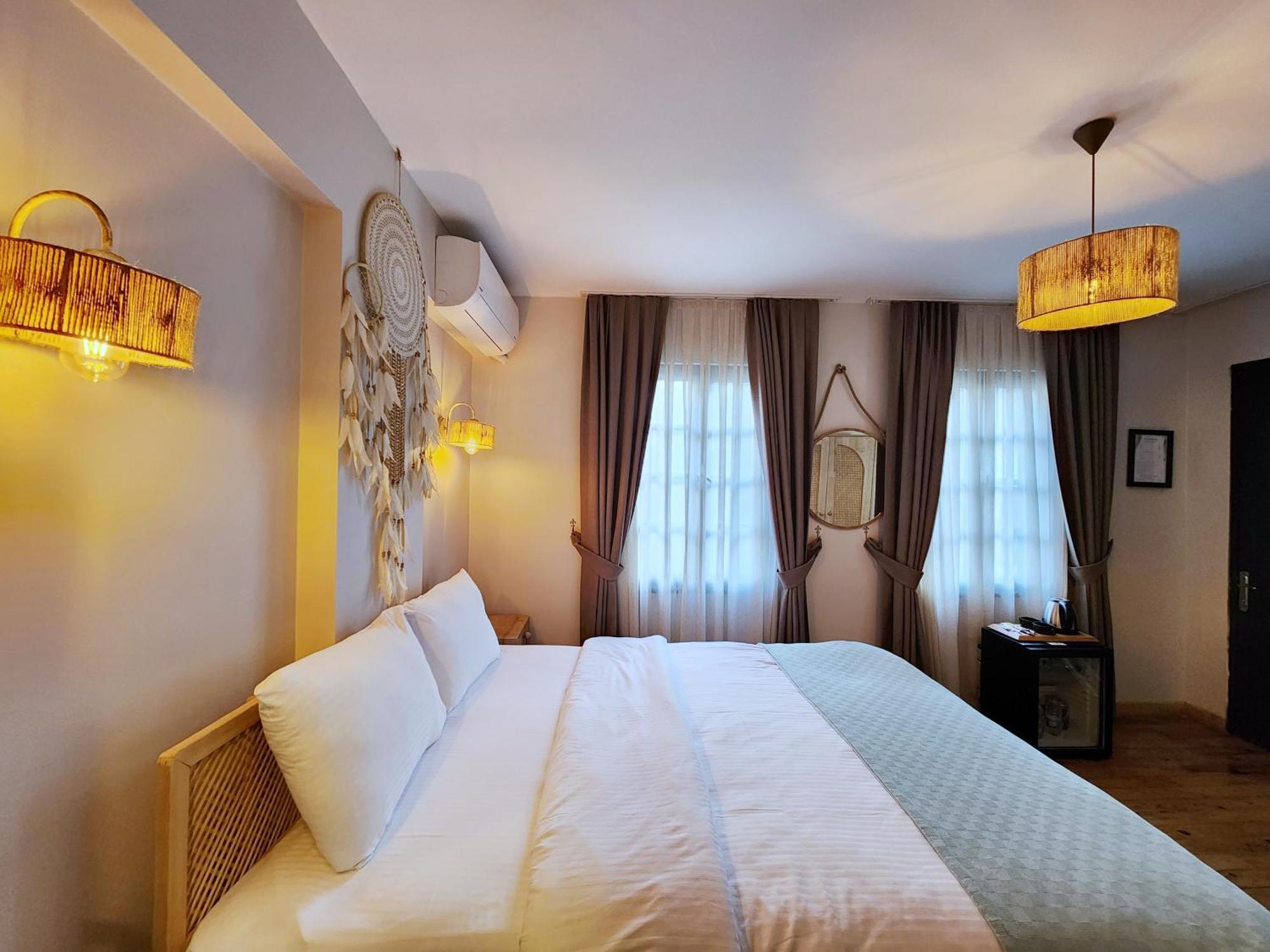 Aya Butik Otel Адалар Экстерьер фото